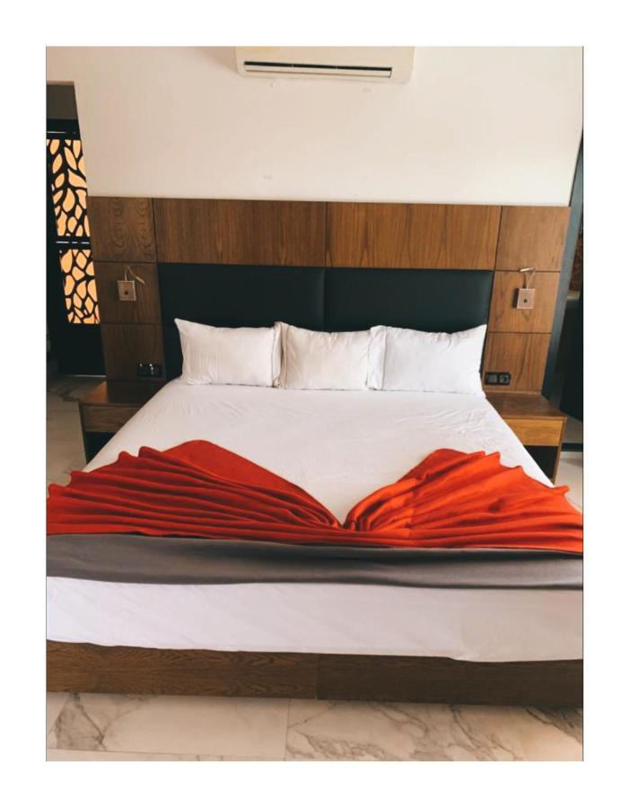 Ourika Camp Suites Hotel & Resort El Harkat Exterior photo
