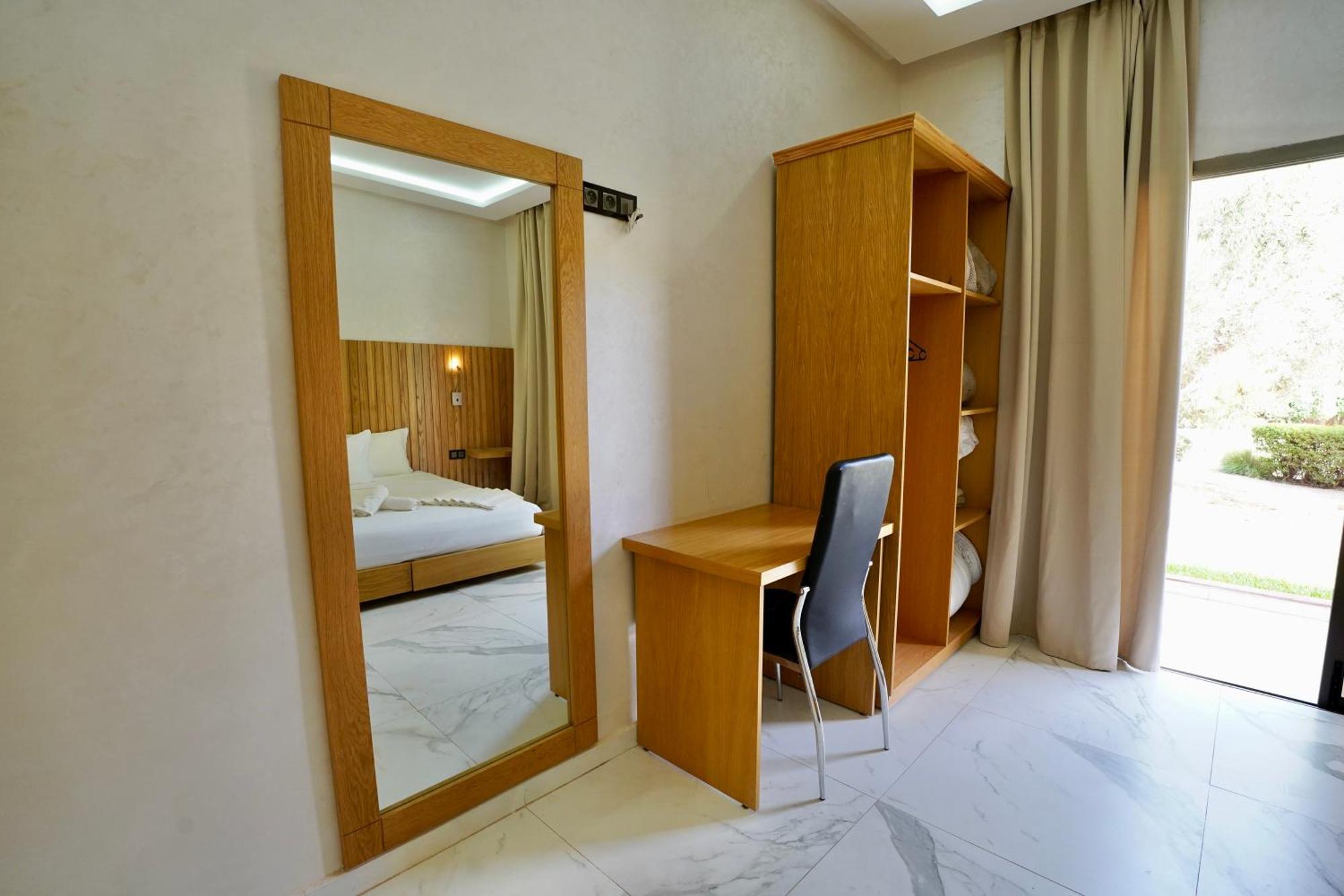 Ourika Camp Suites Hotel & Resort El Harkat Exterior photo